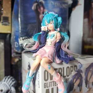 Miku sentada rosada