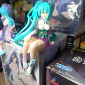 Miku sentada tutú